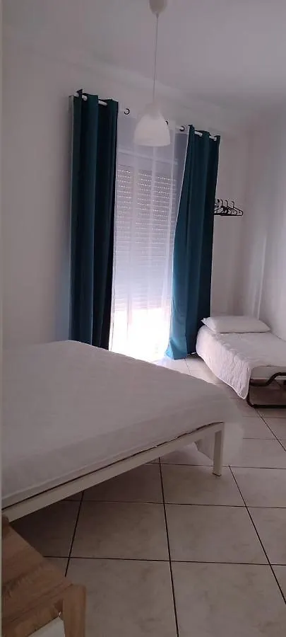 The Rose Of Etna Guest House - Casa Vacanze La Rosa Dell'Etna Paterno